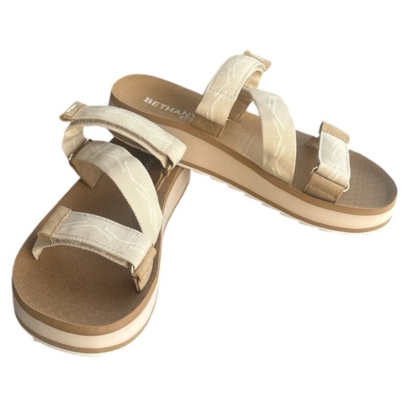 Tan Casual Sandals with Crisscross Straps - Picture 1 of 13